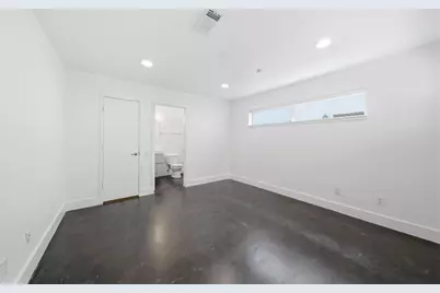 7002 Newcastle Street, Bellaire, TX 77401 - Photo 24