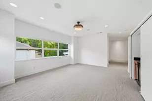 7002 Newcastle St, Bellaire, TX 77401 - Photo 26