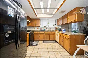 11426 Meadow Joy Dr, Houston, TX 77089 - Photo 12