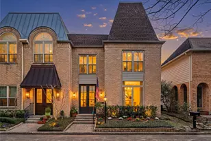 58 Bayou Pointe Dr, Houston, TX 77063 - Photo 1