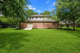 10034 Crestwater Cir, Magnolia, TX 77354 - Photo 8