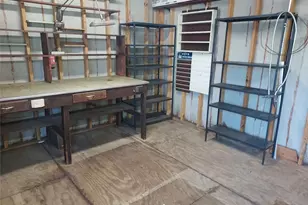 1008 Meadowlane St, Angleton, TX 77515 - Photo 14