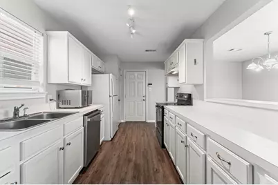 1424 Ruthven Street, Houston, TX 77019 - Photo 10