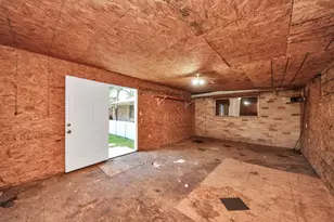 8407 Rivercross Rd, Houston, TX 77064 - Photo 38
