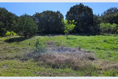 31041 Doe Run Ct, Whitney, TX 76692 - Photo 6