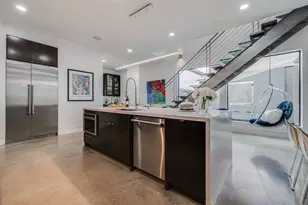 2014 Park St, Houston, TX 77019 - Photo 14
