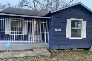 7202 NE Shotwell Street NE, Houston, TX 77028 - Photo 1