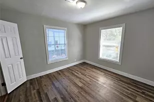 1521 4th Ave N, Texas City, TX 77590 - Photo 6
