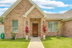 11707 Barwood Bend Dr, Houston, TX 77065 - Photo 2