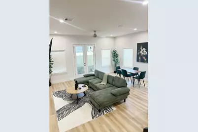 4513 Reed Road #B, Houston, TX 77051 - Photo 2