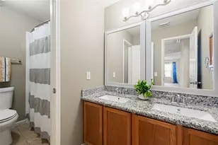 10230 E Summit Canyon Dr, Houston, TX 77095 - Photo 24