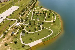 10230 E Summit Canyon Dr, Houston, TX 77095 - Photo 44