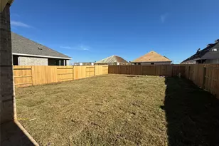 911 Capracotta Dr, Huffman, TX 77336 - Photo 8