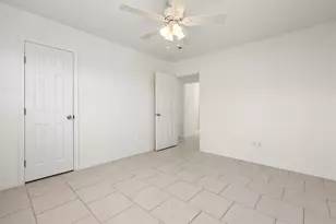 2206 Wimcrest St, Galveston, TX 77551 - Photo 24