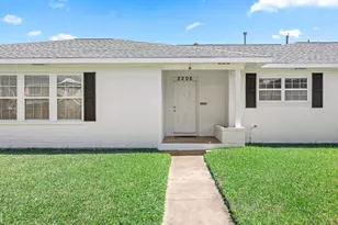 2206 Wimcrest St, Galveston, TX 77551 - Photo 4