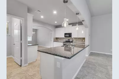 310 Fairwood Springs Lane, Richmond, TX 77406 - Photo 6