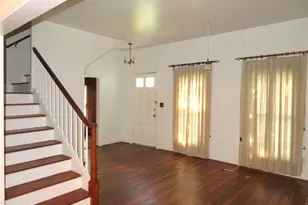 702 Erin St, El Campo, TX 77437 - Photo 4