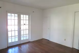 702 Erin St, El Campo, TX 77437 - Photo 16