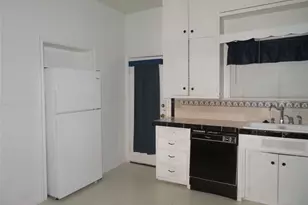 702 Erin St, El Campo, TX 77437 - Photo 12