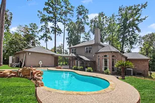 551 Stephen F Austin Dr, Conroe, TX 77302 - Photo 1