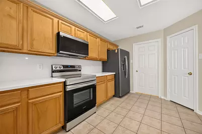 18911 Piney Bend Court, Tomball, TX 77375 - Photo 16