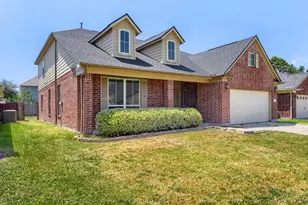 14527 Round Mountain Dr, Houston, TX 77090 - Photo 2