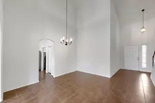 14527 Round Mountain Dr, Houston, TX 77090 - Photo 4