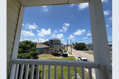 1213 28th St #2, Galveston, TX 77550 - Photo 16