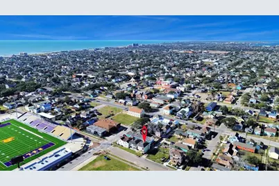 1213 28th St #2, Galveston, TX 77550 - Photo 10