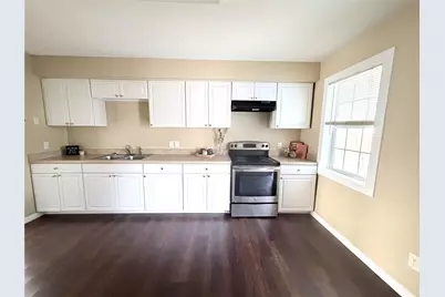 308 W James Avenue, Baytown, TX 77520 - Photo 4