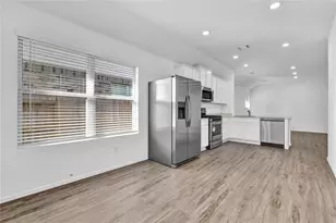 6323 Barrington Clf Trl, Kingwood, TX 77365 - Photo 14