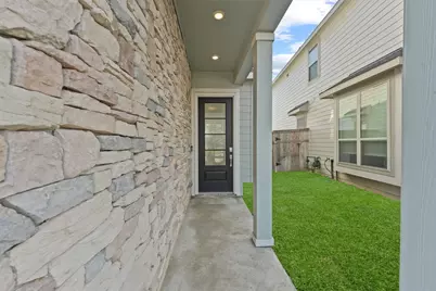 5447 Holly Haven Court, Fulshear, TX 77441 - Photo 2