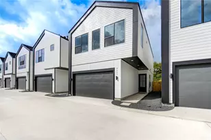 6129 Pacific Frst Dr, Houston, TX 77091 - Photo 2