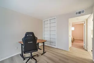 6410 Del Monte Dr, Houston, TX 77057 - Photo 22