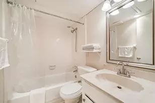 6410 Del Monte Dr, Houston, TX 77057 - Photo 32