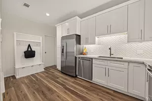 3330 Las Palmas St, Houston, TX 77027 - Photo 10
