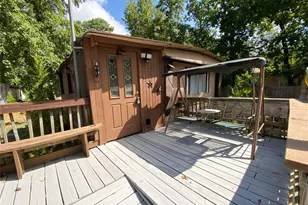 109 Birchwood Dr, Willis, TX 77378 - Photo 4