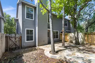 230 Blushwood Pl, The Woodlands, TX 77382 - Photo 24