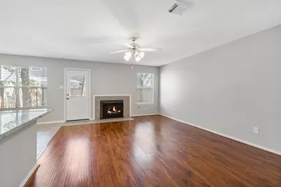230 Blushwood Place, The Woodlands, TX 77382 - Photo 6