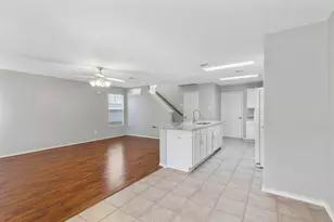 230 Blushwood Pl, The Woodlands, TX 77382 - Photo 8