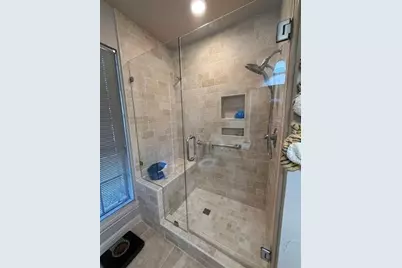 8 Bayou Bend Place, Beaumont, TX 77706 - Photo 18