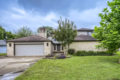 16505 Cornwall Street, Jersey Village, TX 77040 - Photo 2