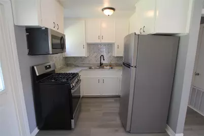 1207 Trimm Avenue, Pasadena, TX 77502 - Photo 2