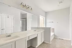 9910 Pne Frst Ct, Baytown, TX 77521 - Photo 18