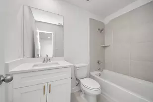 2415 Outpost Cyn Dr, Arcola, TX 77583 - Photo 32