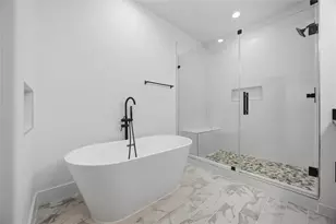 2217 Lee St, Houston, TX 77026 - Photo 8