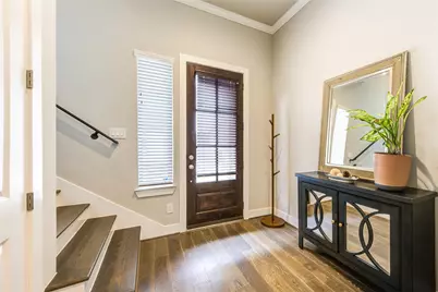 10918 Brookeshire Chase Lane, Houston, TX 77043 - Photo 6