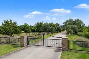 405 Silverton Circle, Hempstead, TX 77445 - Photo 1