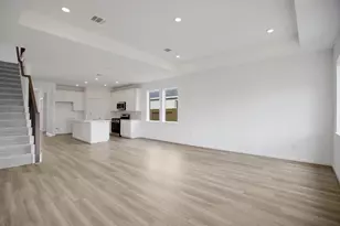 21926 Sam Raburn Dr, Tomball, TX 77375 - Photo 4