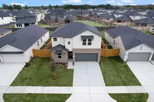 21926 Sam Raburn Dr, Tomball, TX 77375 - Photo 18